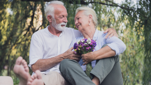 Read more about the article Experiences Over Items: Why You Should Go on Vacation for Your Next Anniversary